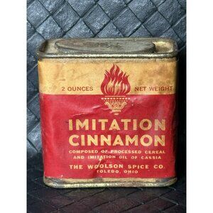 Antique Imitation Cinnamon Spice Tin 2 oz The Woolson Spice Co Toledo OH